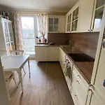Bratislava, Bagra Family Apartment, Bathtub, Balcony, Free Parking, 6km Old Town Apartament