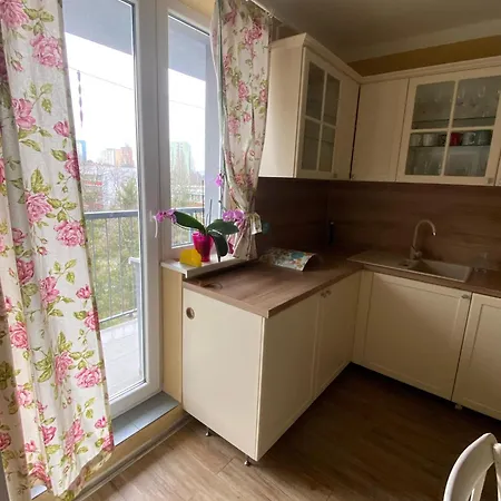 Apartmán Bratislava, Bagra Family Apartment, Bathtub, Balcony, Free Parking, 6km Old Town *