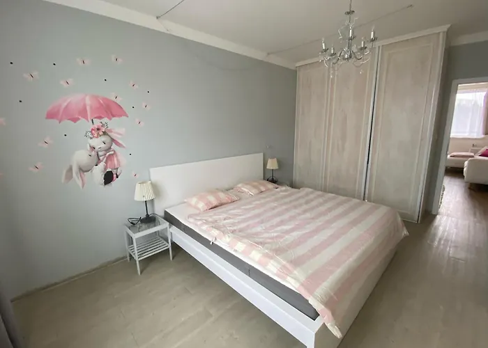 Apartamento Bagra Apartment, 1-4 Guests, Free Parking & Wifi, 10 Min From Downtown Bratislava