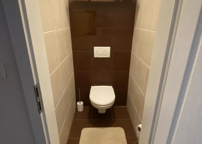 Bagra Apartment, 1-4 Guests, Free Parking & Wifi, 10 Min From Downtown Apartamento Bratislava